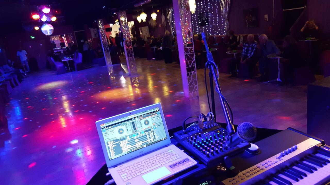 Dancing Nice
